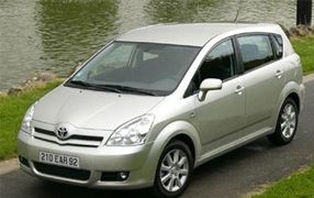 COROLLA VERSO 7-Sitzer