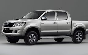HILUX Doppelkabine Schaltgetriebe