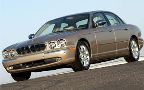XJ8