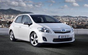 AURIS Hybrid